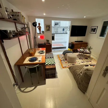 Montmartre Apartment